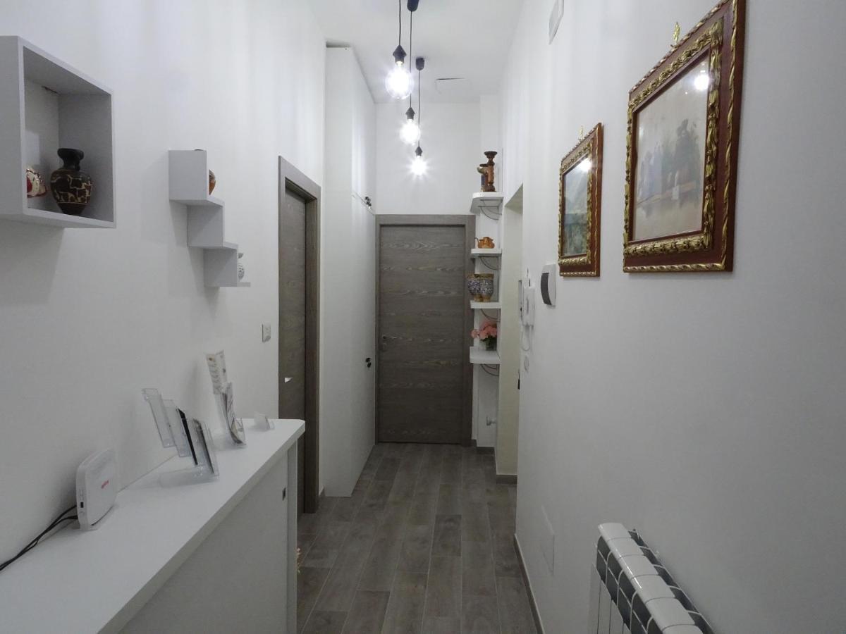 Bed&Breakfast a Capua Adiacente al Duomo - IL VICOLO Exterior foto